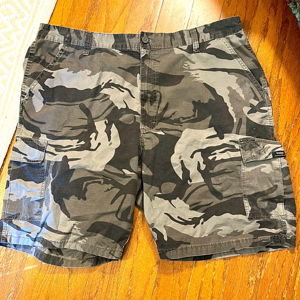 Wrangler Camo Cargo Shorts